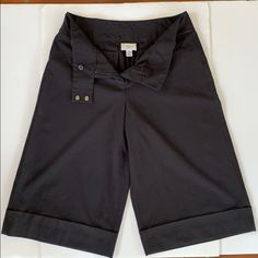 Women’s Ann Taylor Loft Black Capris Sz. 8 Petite Fit Never Worn Black Cotton Capris For Work, Casual Black Short Length Capris, Black Knee-length Capris For Summer, Cotton Capris For Workwear, Jumpsuits Women, Black Capris, Ann Taylor Loft, Jumpsuits For Women, Ann Taylor