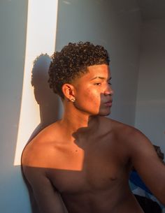 Taper Fade Curly Hair Men Black, Hairstyles For Short Hair Men Black, Tapers Haircut Male, Curly Hair Men Black Curls, Black Man Curly Hairstyle, Very Short Curly Hair Men, Lightskins Guys With Curly Hair, Curly Taper Fade Black Men, Short Curly Hair Black Man