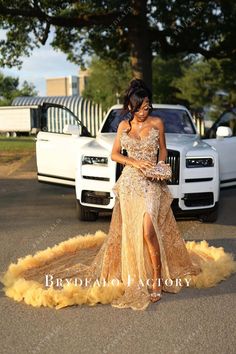 Brooklyn Frost Prom, Homecoming Dresses For Black Women, Prom Dress Inspiration Gold, Gold Prom Dress Inspiration, Gold Matric Dance Dresses, Long Prom Dress Ideas, Prom Dress Inspo Black Woman, Prom Dress Ideas Black Women, Prom Dress Inspiration Classy Elegant