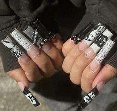 Black Acrylic Nails, Goth Nails, Grunge Nails, Dope Nail Designs, Unique Acrylic Nails, Bling Acrylic Nails, Acrylic Nails Coffin Short