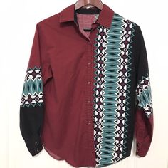 Vintage Handmade pearl snap button shirt - men’s size medium - color: maroon/black/teal/white - geometric print down one size & on sleeves - maroon pearl snap buttons - condition: very good Measurements: shown in pictures Armpit to armpit 19.5 inches Length 25.5 inches Sleeve 22 inches B13 Western Tops For Women, Navajo Print, Western Blouse, Button Shirts Men, Western Wear Outfits, Pearl Snap Shirt, Square Dance, Country Fashion Women, Rodeo Shirts