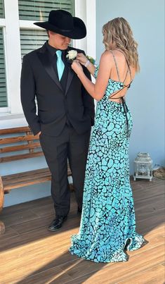 Turquoise Western Prom Dresses, Western Theme Homecoming Dress, Cute Western Prom Dresses, Turquoise Prom Dress Couple, Prom Dresses Western Style, Western Grad Dresses, Country Girl Prom Dresses, Western Prom Looks, Country Formal Dress