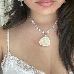 Mermaid shell necklace * made from a real shell... - Depop Homemade Shell Necklace, Necklaces With Shells, Shell Jewelry Aesthetic, Shell Necklace Diy Seashell Jewelry, Handmade Shell Necklace