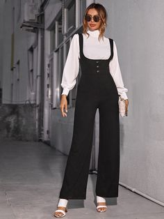 Mono overol de pierna ancha con botón delantero de cintura alta Style Salopette, Outfit Elegantes, Jumpsuit Fall, Suspenders For Women, Overall Jumpsuit, Overalls Women, Look Fashion