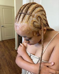 Curls Hairstyles, Cute Braided Hairstyles, Braids Hairstyles Pictures, Braided Cornrow Hairstyles, Girl Braids, Protective Hairstyles Braids, Bun Hairstyle, Pretty Braided Hairstyles, Cornrow Hairstyles