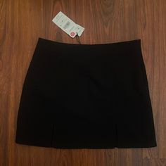 Black Skirt Slits Size Xl Nwt High Waist Skirt With Split Design For Work, Black Skirt With Side Slits For Work, Fitted Split Hem Skirt For Workwear, Fitted Workwear Skirt With Split Hem, Fitted Skirt With Split Hem For Work, Black Pencil Skirt With Side Slits, Solid Pencil Skirt With Split Design, Relaxed Fit Skirt With Side Slits And Split Hem, Black Pencil Skirt With Split Design