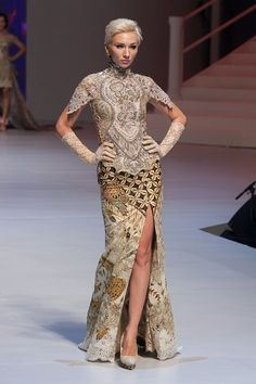 Pagelaran 25 Tahun Anne Avantie Berkarya – Bagian 3 – The Actual Style Bawahan Batik, Dress Batik Modern, Batik Modern