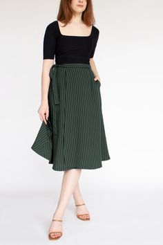 Black Striped Skirt, Lyocell Fabric, Chicago Usa, Skirt With Pockets, Stripe Skirt, Office Fashion, Skirts With Pockets, Wrap Skirt, Flare Skirt