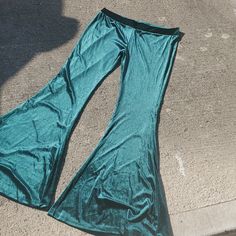 Nwt. Shiny Velvet Bell Bottom Pants Very Pretty Dark Rosey Blush And Green Flare Bell Bottoms 15.5 Inch At Waist 18 Inch At Hips Studs Studded Or Sequins Sequined Shimmer And Sparkle Shimmery Sparkly Sparkling Crushed Velvet Velvety Velour Partywear Party Ready Holidays Thanksgiving Chritsmas New Years Eve Fancy Party Fitted Green Pants, Green Stretch Pants For Party, Green Fitted Pants For Party, Green Fitted Party Bottoms, Green Fitted Bottoms For Party, Fitted Green Bottoms For Party, Green Flared Party Bottoms, Flare Green Bottoms For Party, Flare Black Pants