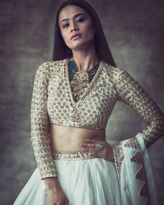 Unique Blouse Designs For Lehenga Full Sleeves, Sequins Blouse Designs For Lehenga, Full Sleeves Choli Designs, Full Selves Blouse Design, Full Sleeves Lehenga Blouse, Full Sleeve Lehenga Blouse, Blouse Designs Latest Full Sleeve, Full Sleeves Lehenga, Full Sleeve Lehenga