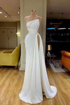 Simple Evening Dress, Haute Couture Paris, Silver Gown, Prom Dresses Long Mermaid, Gaun Fashion, Mermaid Prom Dresses, Formal Party, Long Prom Dress, Prom Party Dresses