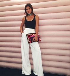 Wide leg pants |                                                                                                                                                                                 More Leg Pants Outfit, Mode Inspiration, White Pants, Spring Summer Outfits, Outfits Casuales, Look Fashion, The Professional