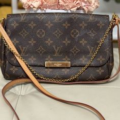 Questions? Leave A Comment Below! Favorite Mm, Lv Monogram, Louis Vuitton Bags, Bag Lady, Louis Vuitton, Monogram