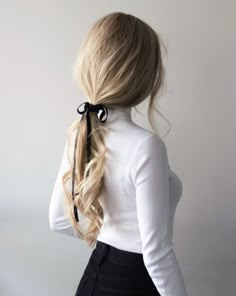 Low Ponytail Hairstyles, Ponytail Hairstyles Easy, Work Hair, Inspo Hair, Hair Tutorials Easy, Hairstyle Inspo, Work Hairstyles, Casual Hairstyles, Low Ponytail