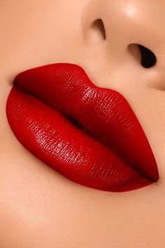 This luxurious lipstick features soft-focus pigments and a 3D polymer that locks in color. | Maven Lipstick in Diablita by Fashion Nova Lipstick Nails Shape, Hot Lipstick, Red Lipstick Makeup, Lipstick Nails, Lipstick Tutorial, Beautiful Lipstick, Lipstick Art, Video Tiktok, Lips Shades