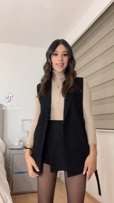 Sephora Work Outfits, Cold Formal Outfit, Ootd Frio Casual, Outfit Posadas, Outfit Formal Invierno, Outfits Posada, Outfit Para Posada, Ootd Formal Casual, Outfit Navidad 2022