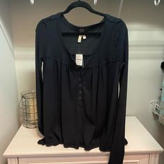 Never Worn, New With Tags, Super Cute And Soft! Small But Fits Like A Medium Black Tops For Spring Loungewear, Black Blouse For Fall Loungewear, Black Long Sleeve Top For Spring Loungewear, Black Long Sleeve Loungewear Top For Spring, Casual Black Long Sleeve Top For Loungewear, Black Long Sleeve Top For Everyday, Black Long Sleeve Everyday Tops, Trendy Black Everyday Blouse, Black Babydoll