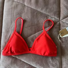 Billabong Adjustable Straps Very Pretty Color Ribbed Material Clasp Back Never Worn New With Tags Swimsuit Ideas, Green Bathing Suits, Tank Bikinis, Billabong Swim, Spring Clothes, Swimming Outfit, Swim Suits