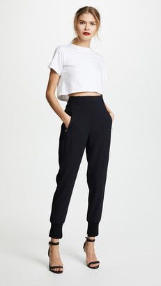 Summer Office Attire, Jogger Outfit, Style Influencers, Summer Workout Outfits, Minimalist Moda, Jogger Pants Outfit, Office Casual Outfit, Summer Work Outfits, Interview Outfit