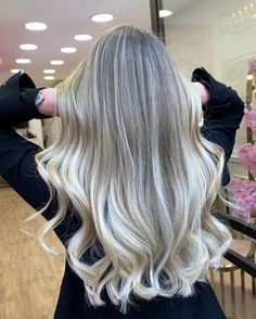 Cream Blonde Hair Highlights, Cream Blonde Highlights, Half Head Highlights, Cream Blonde Hair, Cream Blonde, Full Head Highlights, Blonde Foils, Beige Blond, Summer Blonde Hair