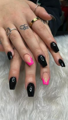 Nails Fucsia Hot Pink And Black, Spring Trendy Nails Black, Acrylic Nail Designs Pink And Black, Nail Ideas For A Concert, Punk Concert Nails, Pink And Black Nails Prom, Black With Hot Pink Nails, Black And Pink Hoco Nails, Black And Bright Pink Nails