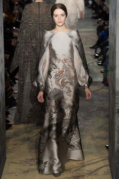 The exotic lush and intricate pattern in this #Valentino silk #gown from the 2014 NY Fashion Week runway is brought to life by the shoulder-sweeping wrap of the shoulder Cape sleeve, mastering the concept of Urban Elegance! #Cape #Stole Read blogpost at http://www.whitestole.com/blog--flowing-chic-modern-bridal-style/category/valentino Valentino Paris, Collection Couture, Cate Blanchett