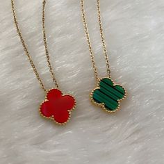 18kgp Clover Gold Necklace 2 Pieces Red And Green Reversible. No Tag Never Used Red Clover, Clover Necklace, Evil Eye Jewelry, Eye Jewelry, Stylish Jewelry, Evil Eye, Womens Jewelry Necklace, Gold Necklace, Jewelry Necklaces