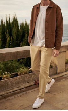 Guys Fashion Casual, Mens Smart Casual Outfits, Minimalist Fashion Men, Pants Outfit Men, Style Evolution, Smart Casual Men, Stylish Men Casual, Mens Casual Dress Outfits