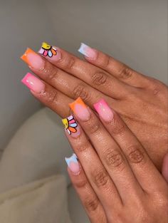 Short Nails With Planet Charm, French Nails Jewels, Nail Ideas Y2k Short Black, Cute Medium Acrylic Nails Designs, Pink Orange And Green Nails, Cute Freestyle Nails Short, Flower Acrylic Nails Designs, Takashi Murakami Flower Nails, Coffin Nail Designs 2023