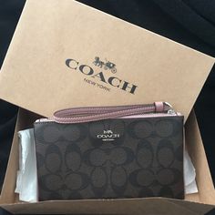 Brown Coach Wristlet With Logo & Purple Trim. Comes In Original Packaging. Never Used. Perfect Condition Just Like New. Logo Purple, Purple Trim, Brown Coach, Coach New York, Bags Coach, Fancy Bags, Coach Wristlet, Things To Buy, Coach Bags