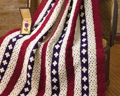 Patriotic Crochet Afghan Digital Pattern - Etsy UK Crochet Nook, Paducah Kentucky, Home Crochet, Afghans Crochet, Crochet Santa, Crochet Snowflakes, Crochet Christmas Ornaments, Crochet Creations