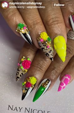 Diva Nails Designs, Junk Nail Designs Bling, Pretty Nail Colors, Diy Acrylic Nails, Ombre Acrylic Nails, Nails Design With Rhinestones, Glow Nails