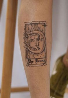 Sun and Moon Card Tattoo Design on the Leg Sun Moon Lovers Tattoo, Sun And Moon Card Tattoo, Tarot Card Moon Tattoo, Sun Moon Tarot Card Tattoo, The Sun Card Tattoo, Sun Card Tattoo, Sun Moon Arm Tattoo, Tarot Card Tattoo The Lovers, Moon Card Tattoo