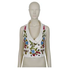 CHRISTIAN LACROIX vintage off-white double-breasted vest featuring a gorgeous embroidered floral design. Label reads CHRISTIAN LACROIX. Made in China. Marked Size : 40. Please refer to measurements. Composition label reads : 97% Cotton / 3% Elastan Indicative measurements taken laid flat (double bust and waist) : shoulders approx. 29 cm (11.42 inches) / bust approx. 42 cm (16.54 inches) / waist approx. 41 cm (16.14 inches) / length approx. 45 cm (17.72 inches). NOTES - This is a preloved vintage Double Breasted Vest, Christian Lacroix, Jean Paul Gaultier, Vintage Stil, Double Breasted, Tank Top Fashion, Blazer Jacket, Floral Design, Im Not Perfect