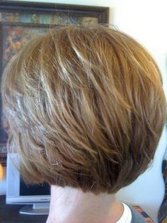 Classic Chic Cut Wedge Bob Haircuts, Stacked Hairstyles, Short Stacked Bob Hairstyles, Short Stacked Hair, Haircare Tips, Wedge Hairstyles, Stacked Bob Hairstyles, Stacked Hair, Layered Bobs