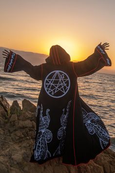 Eyecon x Miss Monster Cthulhu Cult Robe Cthulhu Priestess, Black Gothic Festival Costume, Gothic Black Cosplay Costume For Alternative Fashion, Black Gothic Cosplay Costume For Alternative Fashion, Cultist Robes, Cthulhu Costume, Cult Outfits, Cthulhu Cultist, Male Witch