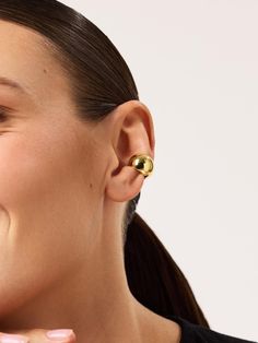 Nothing short of statement-making, this ear cuff plated in 14k gold features a sphere-inspired silhouette designed to take every stack to the next level. 14k Gold Ear Cuff, Gold Sphere, Gold Ear Cuff, Letter Necklace, Silhouette Design, Next Level, Ear Cuff, The Next, Cuff