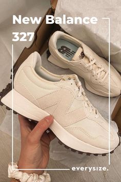 Nike New Balance 327, New Balance Trainers Women Outfit, Sneakers 2022 Women Trends, Styling New Balance 327, New Balance Trainers Outfit, New Balance Women Outfit, New Balance Shoes Women's Outfit, New Balance 327 Women Outfit, New Balance 327 Outfit