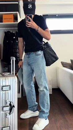 Stylish Men Outfits Casual Street Style, Mens Clothing Styles Streetwear Summer, Starboy Style Outfits, Starboy Style Men, Starboy Outfit Aesthetic, Streetwear Inspo Men, Streetwear Outfit Ideas Men, Mens Fashion 2024, Outfit Hombre Aesthetic