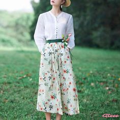 Qteee - Premium Half Skirt with Elastic Waist and Hemp Embroidery Casual Long Skirt With Floral Embroidery, Casual Embroidered Skirt For Spring, Casual Embroidered Denim Skirt, Casual Embroidered Fall Skirt, Casual Green Embroidered Skirt, Stylish Midi Skirt, Semi Formal Attire, Linen Embroidery, Embroidery Skirt