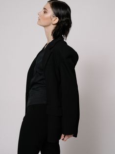 This oversized blazer features a pointed lapel, Wide-shoulder and fluid silhouette for a relaxed take on tailoring. 38% Polyester, 33% Viscose, 25% Recycled polyester, 4% Elastane. Size & Fit Size Bust(CM) Shoulder(CM) Sleeves(CM) Length(CM) S 102 48 60 71 M 106 49 61 72 L 110 50 62 73 Shipping & Return Free US shipping on orders over $100.Free International shipping on orders over $300. For more details click HERE. Chic Oversized Blazer With Suit Collar, Modern Career Outerwear For Spring, Modern Spring Career Outerwear, Oversized Blazer With Lapel Collar, Oversized Blazer With Lapel Collar For Business Casual, Oversized Lapel Collar Blazer For Business Casual, Oversized Blazer With Hidden Button Closure And Suit Collar, Oversized Notch Lapel Blazer For Business Casual, Oversized Business Casual Blazer With Lapel Collar