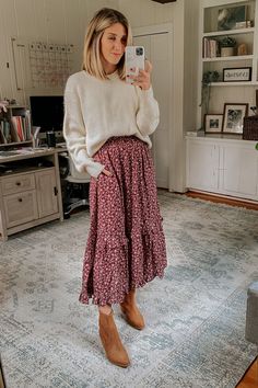 Fluttering Thoughts Burgundy … curated on LTK Cute Teacher Outfits, Rok Outfit, Stylish Outfits For Women Over 50, Teaching Outfits, Cute Modest Outfits, Rock Outfit, Mode Boho, Stil Inspiration, Ținută Casual