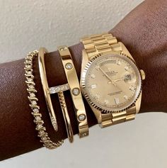 Rolex Stack, Cartier Love Bracelet Diamond, Gold Bracelets Stacked, Jewelry Instagram, Instagram Accounts To Follow, Womens Watches Luxury, Classy Jewelry, Jewelry Lookbook