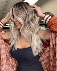 Hairstyle For Wavy Hair, Hair For Fall, Homecoming Hairstyles For Long Hair, Balayage Straight, Hairstyle Braid, Fall Blonde Hair, Summer Blonde Hair, Bronde Hair, Creamy Blonde