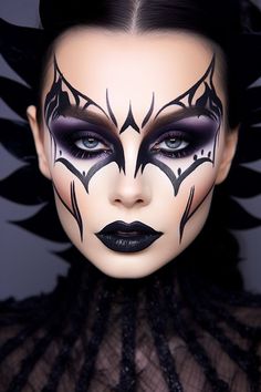 Gothic Face Paint, Bat Makeup, Monster Makeup, Drag Make-up, Halloween Makeup Diy, Cute Halloween Makeup, Halloween Beauty, Makeup Inspired