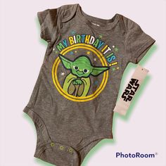 Celebrate Your Little Person’s Special Day!! Onesie With Graphic On Front Only 3 Snap Closure On Bottom Soft And Lightweight 12 Months Gender Neutral Star Wars Happy Birthday, Star Wars Onesie, Black Onesie, Newborn Onesies, White Onesie, 3 Month Baby, Star Wars Birthday, Star Wars Kids, Baby Boy Romper