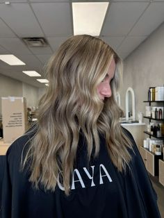 #teddybear #bronde #blondhair #haircolor #hairgoals #brown Buttery Blonde Highlights On Brown Hair, Brown Sugar Blonde Hair, Brown With Blonde Hair, Light Light Brown Hair, Cool Toned Bronde Balayage, Teddy Bear Bronde Hair, Utah Hair, Cool Toned Bronde Haircolor, Lowlights Brown Hair