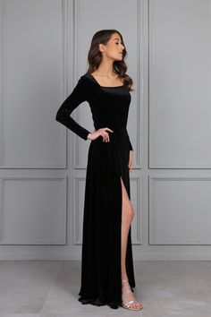 Long Sleeve Evening Dress For Wedding, Fitted Split Evening Gown, Wedding Maxi Evening Dress With Side Slits, Wedding Evening Dress With Side Slits, Maxi Length Wedding Evening Dress With Side Slits, Long Sleeve Evening Gown For Banquet, Long Sleeve Evening Banquet Gown, Elegant Gown With Side Slits For Banquet, Long Sleeve Gown For Evening Banquet