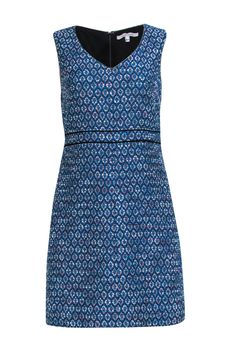 Current Boutique-Diane von Furstenberg - Blue & White Tweed Midi Shift Dress Sz 6 Blue Sleeveless Tweed Dress For Spring, Sleeveless Blue Tweed Dress For Spring, Fitted Blue Tweed Dress For Summer, Blue Fitted Tweed Dress For Summer, Fitted Blue Tweed Summer Dress, Blue Tweed Dress For Spring, Blue Knee-length Tweed Dress For Spring, Blue Spring Tweed Knee-length Dress, Fitted Blue Tweed Knee-length Dress