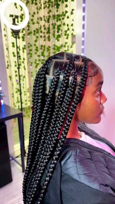 Medium Large Knotless, Color Knotless Braids, Large Knotless, Black Hair Video, Pretty Braids, Black Fact, Big Box Braids Hairstyles, Black Ponytail Hairstyles, Quick Natural Hair Styles